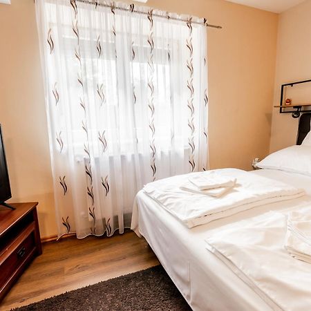Dio Vendeghaz Villa Mezokovesd Bagian luar foto