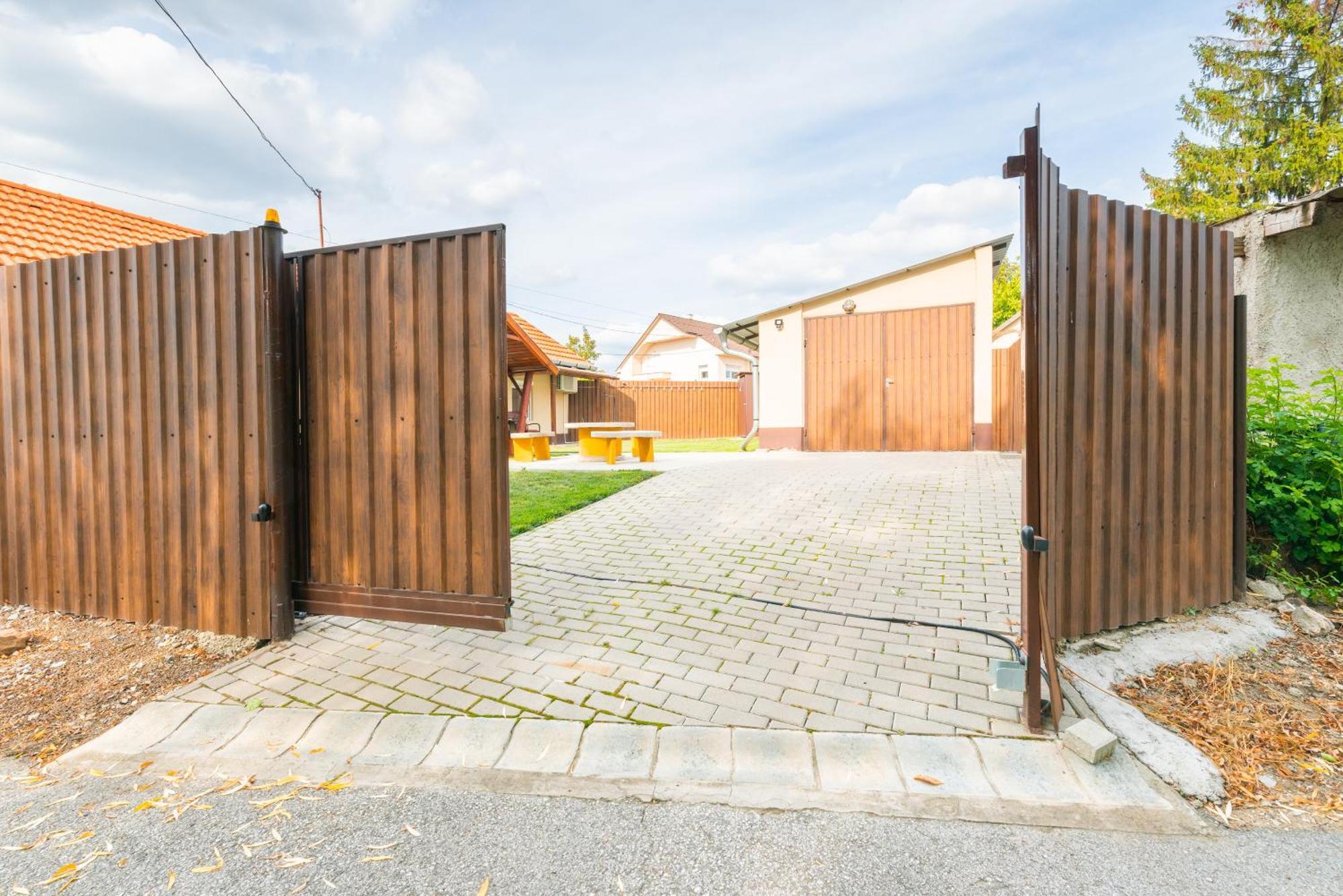 Dio Vendeghaz Villa Mezokovesd Bagian luar foto